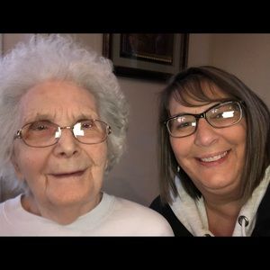 Meet your Posher, Deborah